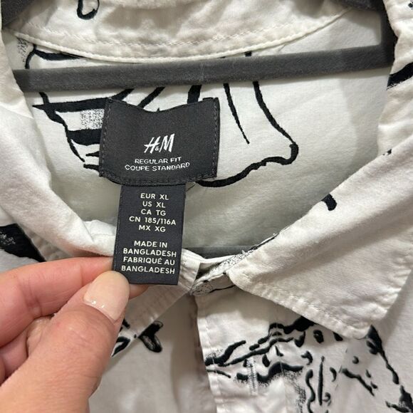 Unique Mens Shell and ocean theme Short Sleeve Button Down Size am - Picture 2 of 7